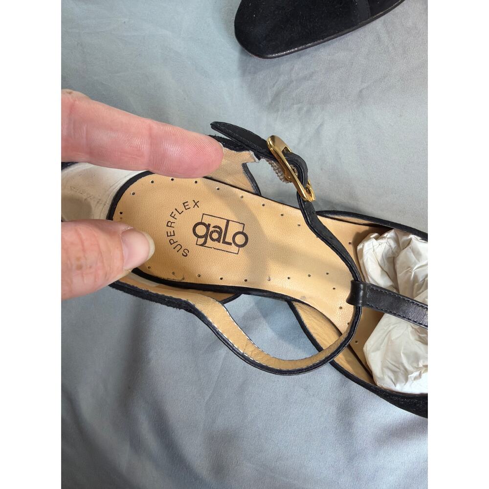 Galo Black Suede T-Strap heels women's size 38 - Picture 3 of 6